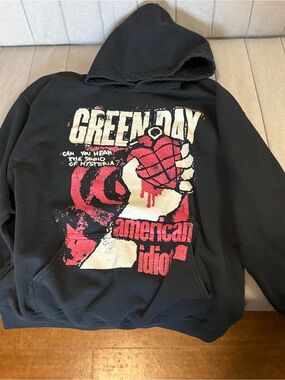 American Idiot Graphic Crewneck Hoodie - Black & Red